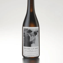 Load image into Gallery viewer, Custom Minimalist Wine Labels – Personalized Wedding Favors &amp; Gifts
