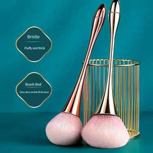 Load image into Gallery viewer, : 4 Pc Makeup Brush Set! Powder, Blush, Highlighting, Soft