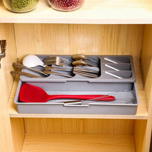 Load image into Gallery viewer, Expandable Cutlery Tray! Adjustable Silverware Organizer