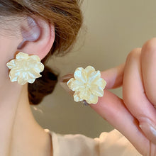 Load image into Gallery viewer, White Acrylic Flocking Three-dimensional Flowers Stud Earrings for Women Sweet Floral Girl Earring Versatile Fashion Ear Jewelry