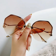 Load image into Gallery viewer, 2023 Retro Gradient Sunglasses - Stylish Unisex Summer Eyewear