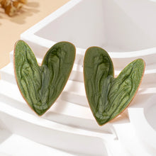 Load image into Gallery viewer, A Pair of Women's Earrings, Smooth Irregular Heart-Shaped Earrings, Suitable for Daily Wear and Vacation Wear