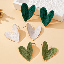 Load image into Gallery viewer, A Pair of Women's Earrings, Smooth Irregular Heart-Shaped Earrings, Suitable for Daily Wear and Vacation Wear
