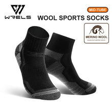 Load image into Gallery viewer, Merino Wool Thermal Socks Winter Warm Ski Hiking Compression