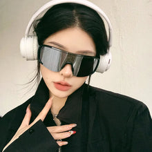Load image into Gallery viewer, New Y2K Style Cycling Sunglasses Windproof Glasses for Men Women Retro-Reflective Sheeting Lens Road Riding Sport Glasses