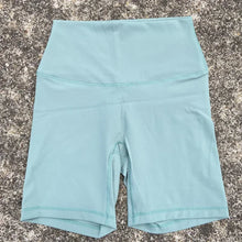 Load image into Gallery viewer, Solid Color Women Fitness Sports Short High Waist Yoga Short Leg Cycling Comprehensive Training Jog Squat Proof Internal Pocket