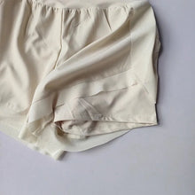 Load image into Gallery viewer, women's summer running sports shorts fitness yoga shorts quick drying outdoor 2 in 1 tennis casual Training Shorts
