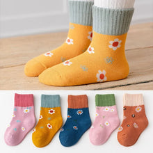 Load image into Gallery viewer, Cute Cartoon Kids Socks - 5 Pairs Warm Knit Floral Short Socks
