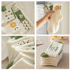 Girls Short Socks 5 Pairs Cute Flowers Print Cotton Breathable Comfortable Assorted Patterns