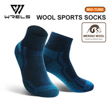 Load image into Gallery viewer, Merino Wool Thermal Socks Winter Warm Ski Hiking Compression