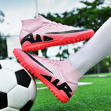 Load image into Gallery viewer, New Men Training Shoes Professional Soccer Shoes Football Boots Soccer Cleats High-quality Ultralight Outdoor Match Non-Slip