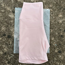 Load image into Gallery viewer, Solid Color Women Fitness Sports Short High Waist Yoga Short Leg Cycling Comprehensive Training Jog Squat Proof Internal Pocket