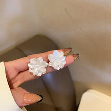Load image into Gallery viewer, White Acrylic Flocking Three-dimensional Flowers Stud Earrings for Women Sweet Floral Girl Earring Versatile Fashion Ear Jewelry