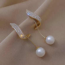 Load image into Gallery viewer, 2 Women's Silver Needle Bow Studded With Diamond Pearl Earrings, Fashionable And Niche Design, High-end And Refreshing Earrings