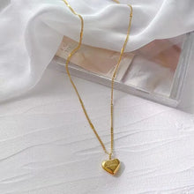 Load image into Gallery viewer, Gold Collarbone Chain! Peach Heart, Gift, Minimalist