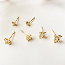 Load image into Gallery viewer, Gold Color Flower Shape CZ Stud Earrings Women&#39;s Party Wedding Fashion Jewelry