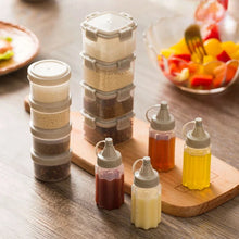 Load image into Gallery viewer, 4pcs Plastic Sauce Squeeze Bottle Mini Seasoning Box Salad Dressing Containers Outdoor Portable Barbecue Spice Jar Kitchen Tool