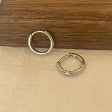 Load image into Gallery viewer, 6-15mm Stainless Steel Earring Minimalist Classic Round Gold Color Earring for Women Men Tiny Huggie Hoop Rock  Jewelry Gift