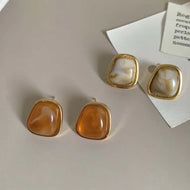Vintage Coffee Color Square Resin Stud Earrings For Women Girls Fashion Metal Irregular Geometric Earrings Jewelry 2025 Trendy