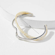 Load image into Gallery viewer, White Shellfish Bracelet C-Shaped Opening Geometric Women&#39;s Jewelry Bend Bangle