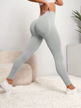 Load image into Gallery viewer, Women Seamless Hip Lifting Women Seamless Sports Leggings High Waist Fitness Leggings Push Up Yoga Leggings Gym Clothing Sports