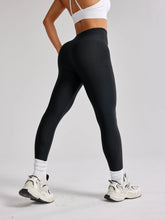 Load image into Gallery viewer, Fleece Lined Thichen Winter Warm Leggings Women Trousers Yoga Pants Sports Workout Gym Leggings Yoga Clothes Fitness Activewear