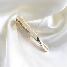 Load image into Gallery viewer, Men&#39;s Business Tie Clip - Stylish &amp; Durable Tie Bar for Weddings &amp; Meetings