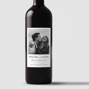 Custom Minimalist Wine Labels – Personalized Wedding Favors & Gifts