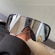 Load image into Gallery viewer, New Y2K Style Cycling Sunglasses Windproof Glasses for Men Women Retro-Reflective Sheeting Lens Road Riding Sport Glasses