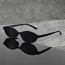 Load image into Gallery viewer, 1 Pair of Y2K Style Classic Oval Frame Men's and Women's Fashionable Glasses Are Perfect for Casual Wear Photography