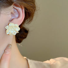 Load image into Gallery viewer, White Acrylic Flocking Three-dimensional Flowers Stud Earrings for Women Sweet Floral Girl Earring Versatile Fashion Ear Jewelry