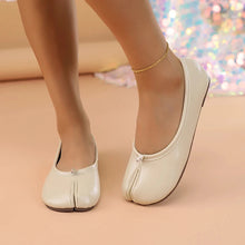 Load image into Gallery viewer, 2026 All-Season New Women's Gentle Flat Sole Flats - Bowknot Comfortable Mom Shoes, Multiple Options Available Casual Shoes