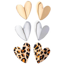 Load image into Gallery viewer, A Pair of Women's Earrings, Smooth Irregular Heart-Shaped Earrings, Suitable for Daily Wear and Vacation Wear