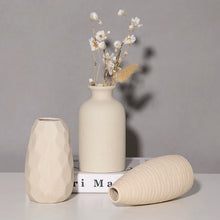 Load image into Gallery viewer, Ceramic Flower Vase Retro Table Decorative Vase Dried Flower Arrangement Pot Home Wedding Gifts Aesthetic Vase Desktop Ornament