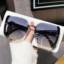 Load image into Gallery viewer, 2025 New Fashion Cool Sunglasses Women Luxury Brand Letters Anti Strong Light Vintage Rimless Sun Glasses Ladies Gafas UV400